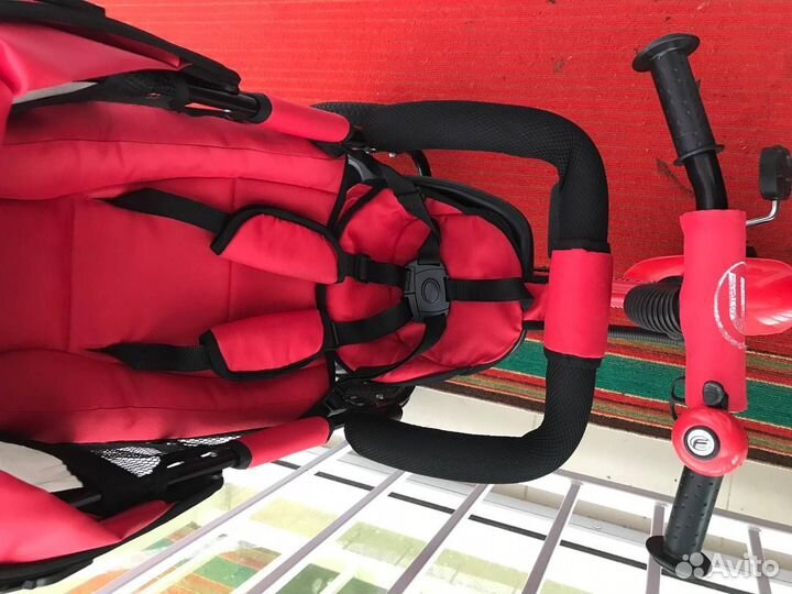 Трехколесный велосипед