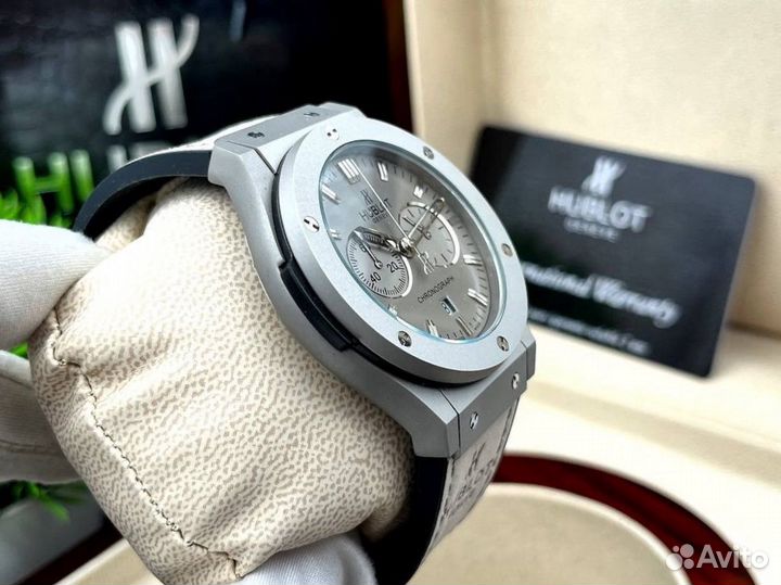 Красивые мужские часы Hublot Big Bang