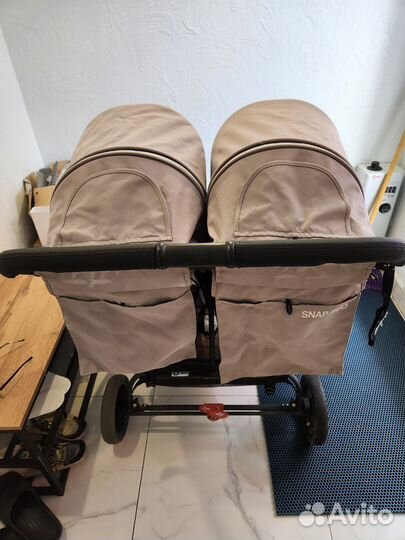 Коляска для двойни