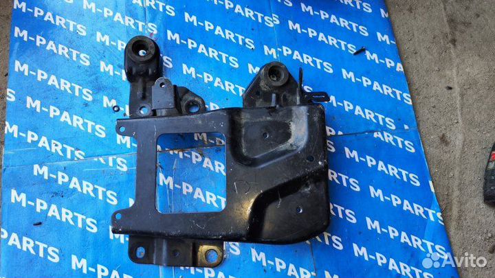 Площадка под аккумулятор Mazda Axela blefp LF-VD