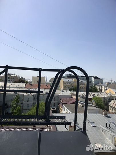 Лестница для крутой крыши