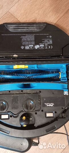 Робот пылесос моющий iRobot