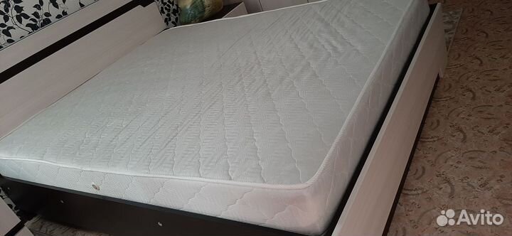 Матрац 160 х 200 бу
