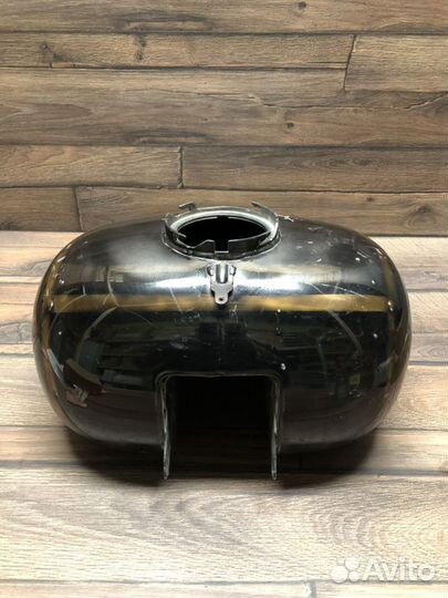 Бензобак Harley Davidson touring