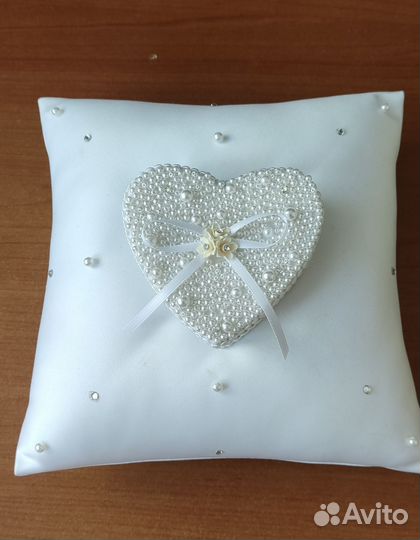 Подушечка для обручальных колец