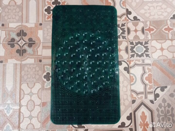 Коврик для ванной новый