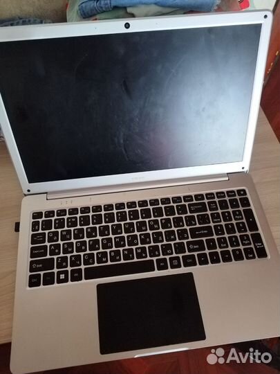 Ноутбук на запчасти