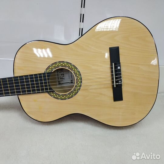 Гитара классическая