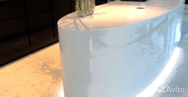 Барная стойка для офиса кварцевого агломерата