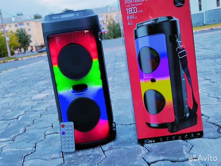 Музыкальная колонка с блютузом