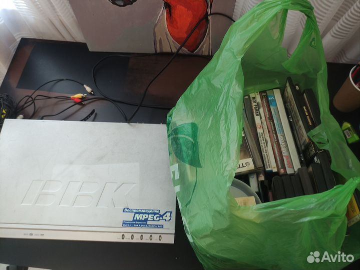 DVD плеер BBK DV323S с караоке