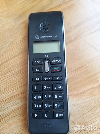 Продаю телефон стационарный Motorola