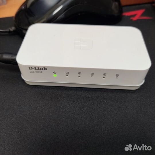 Коммутатор D-link DES-1005C
