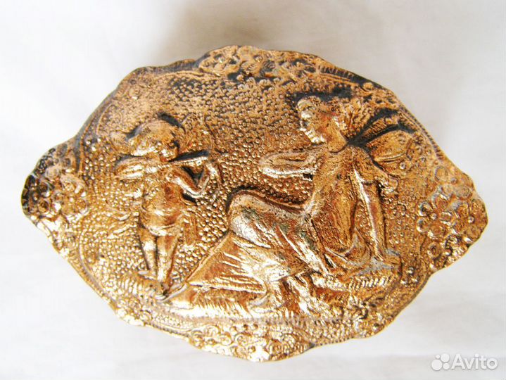 Шкатулка Амур и Психея. Касли. Каслинское литье