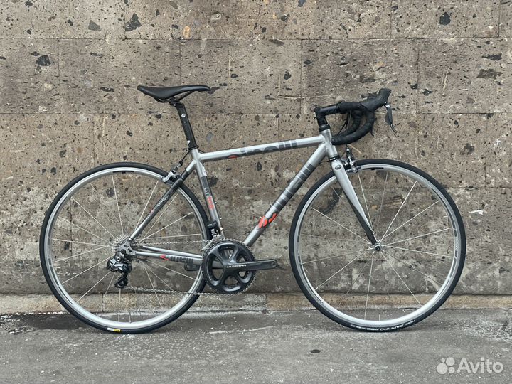Шоссейный велосипед Cinelli Unica Ultegra Di2