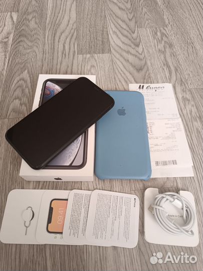 iPhone Xr, 64 ГБ
