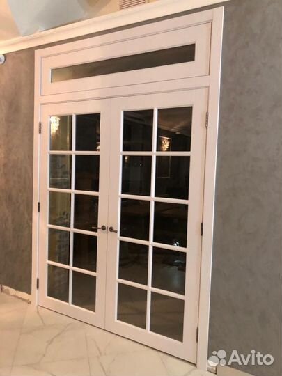 Двери межкомнатные с фрамугой