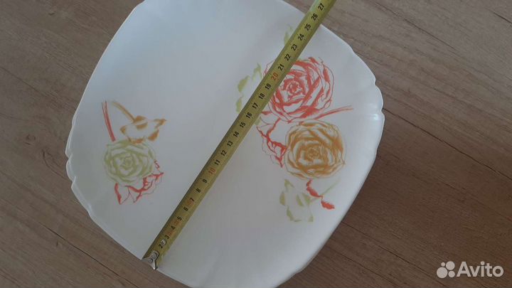 Квадратные тарелки 26 см