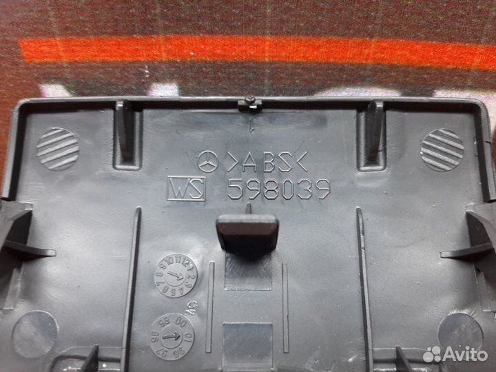 Накладка панели Mercedes-Benz S-Class W220 112.944