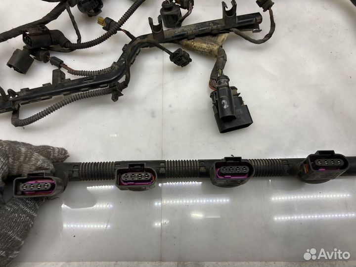 Проводка / Коса двигателя Volkswagen Passat CC 1.8