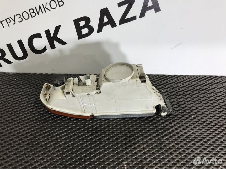 Фара противотуманная левая Man TGA