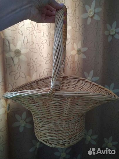 Корзина плетеная