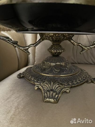 Бронзовый столик Италия