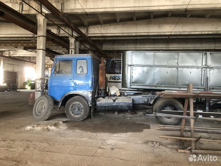 Полуприцеп