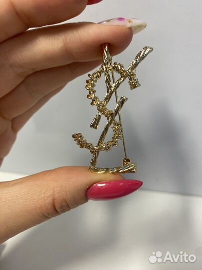 Брошь yves saint laurent ysl