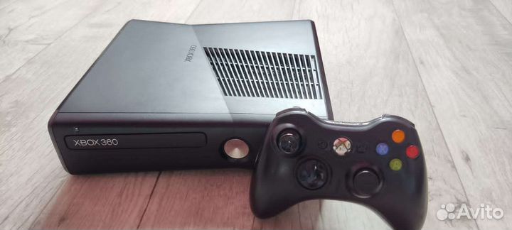 Xbox 360 slim freeboot 250gb