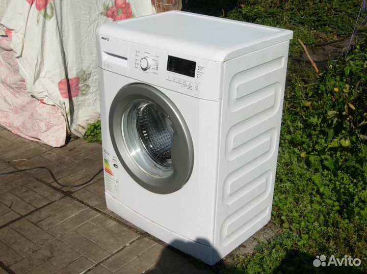 Стиральная машина Б/У Beko wkb 61031 на 6 кг