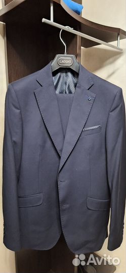 Костюм мужской Laconi