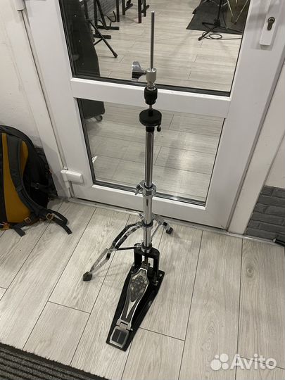 Стойка хай хэт двуногая