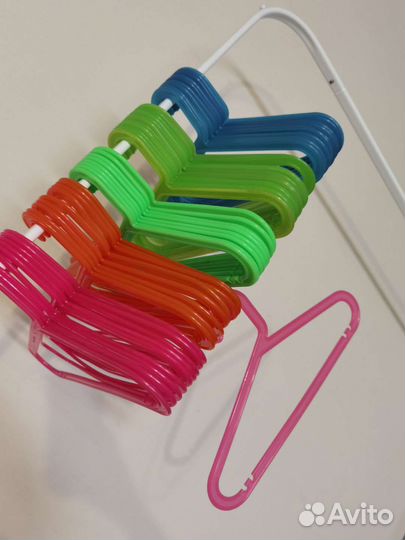 Вешалки плечики IKEA детские