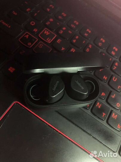 Bluetooth наушники Jabra Elite 4