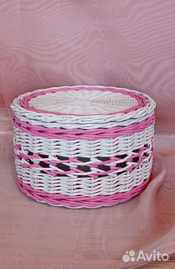 Шкатулка плетёная