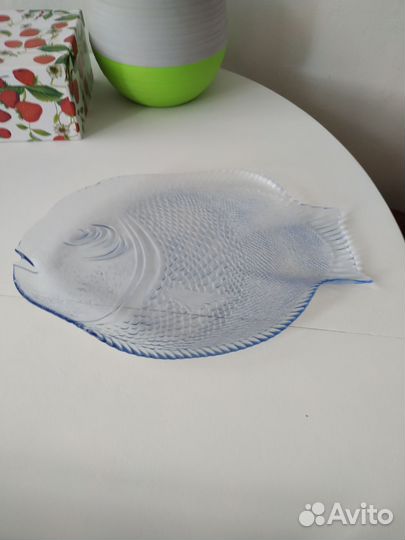 2 стеклянные тарелки