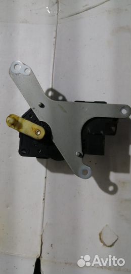 Моторчик отопителя Nissan Almera N15