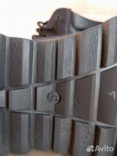 Ботинки мужские зимние 42 размер новые