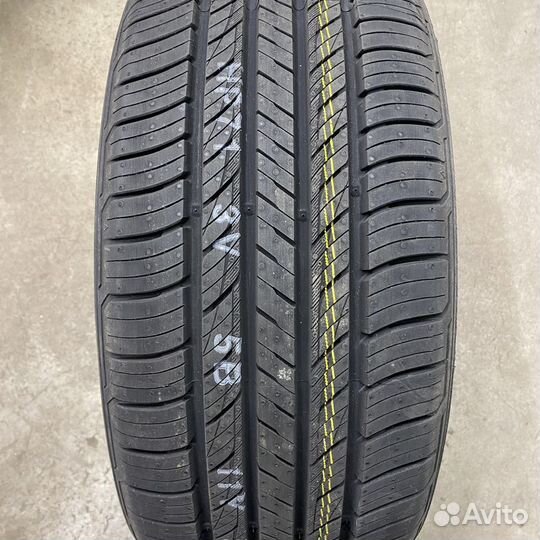 Kumho Crugen HP71 235/45 R19 95H