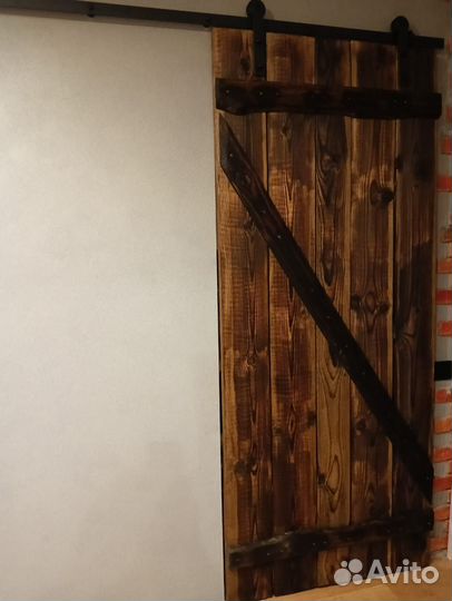 Продам дверь амбарную из сосны 220*960