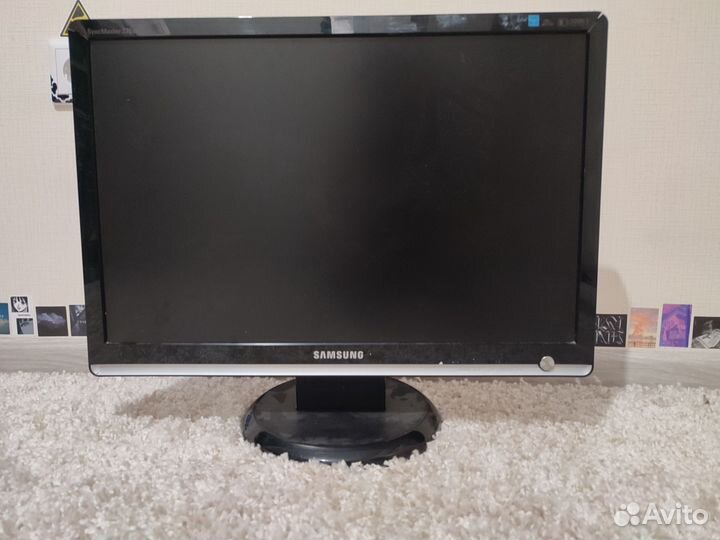 Монитор Samsung LS 22