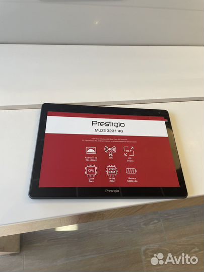 Планшетный компьютер Prestigio Muze 3231