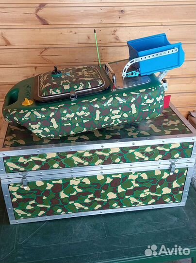 Кораблик для рыбалки