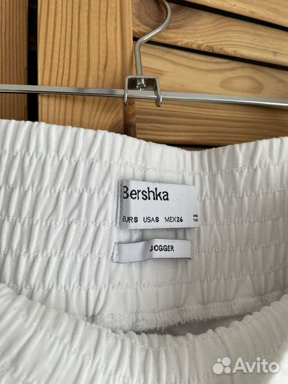 Джоггеры женские Bershka