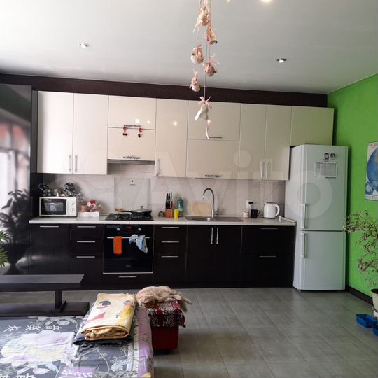 Дом 100 м² на участке 6 сот.