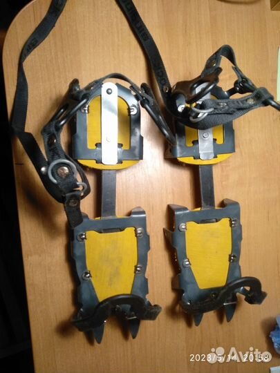 Альпинистское снаряжение бу