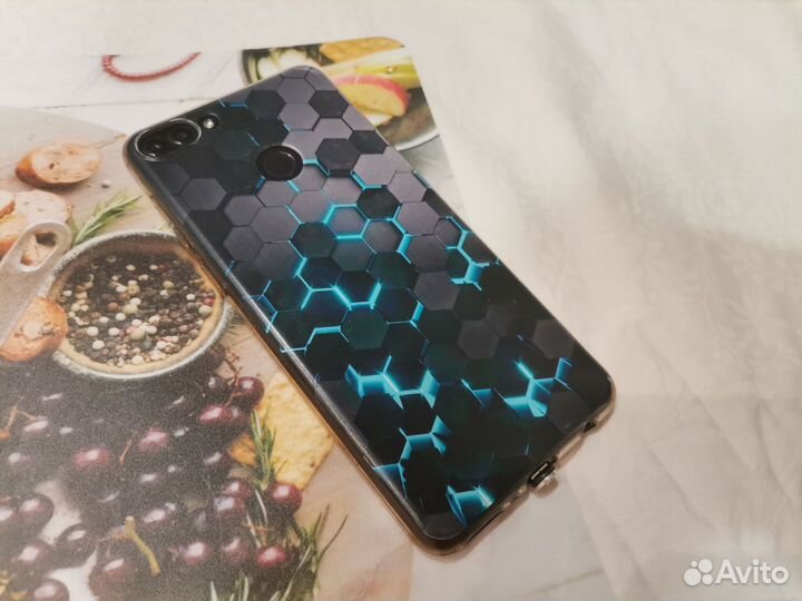 HUAWEI Y9 (2018), 3/32 ГБ