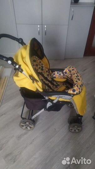 Коляска прогулочная