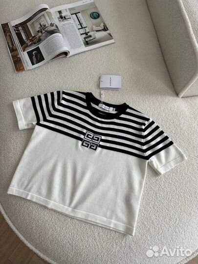 Футболка givenchy женская